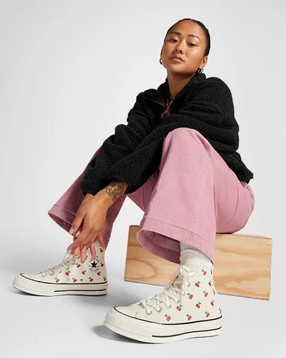 Converse Chuck 70 Cherries Women Sneakers White / Black / Red NZ | C-08352749