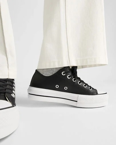 Converse Chuck Taylor All Star Lift Women Platform Shoes Black / White NZ | C-82350619