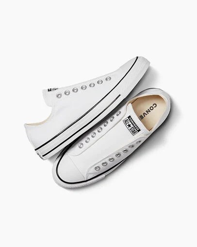 Converse Chuck Taylor All Star Men Slip On Shoes White / Black NZ | C-41506399