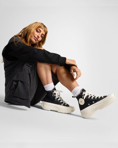 Converse Run Star Hike Charms Women Sneakers Black / Gold NZ | C-83076419